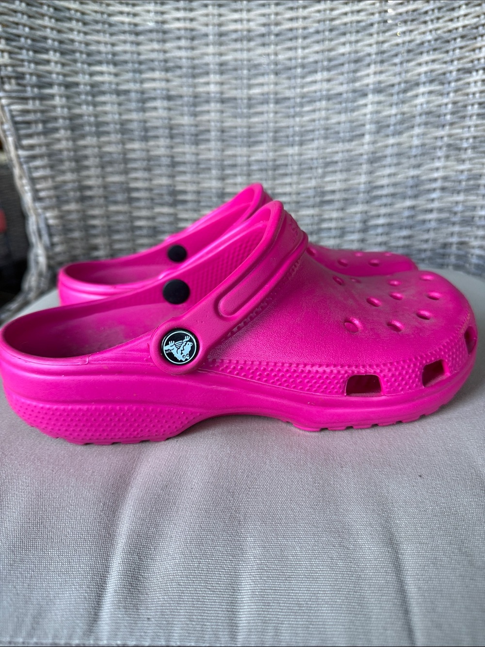 CROCS Women’s Pink Foam Clog Sandals